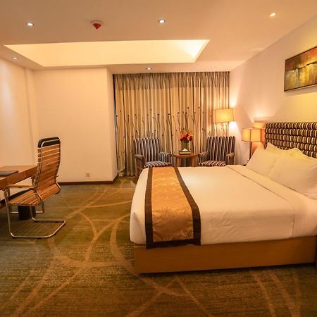 Hotel Bengal Canary Park Dhaka Exterior photo