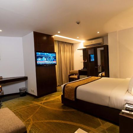Hotel Bengal Canary Park Dhaka Exterior photo